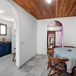 El Cazador 1 *